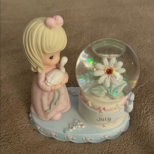 Precious Moments Figurine